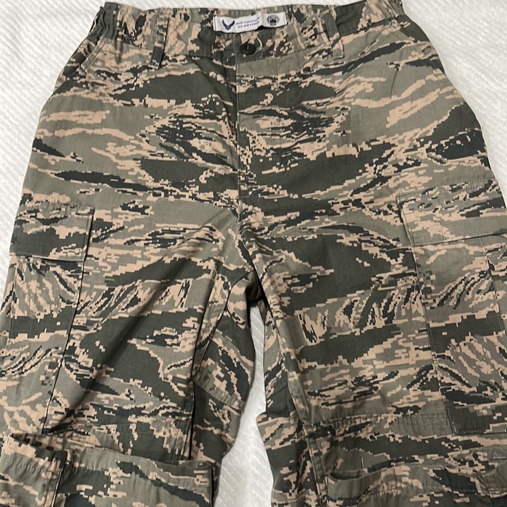 Air Force.size 32R.